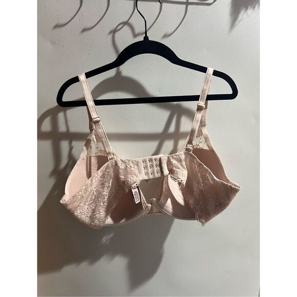 Victoria’s Secret Plunge Lace Bra Woman’s Size 38DD - Picture 7 of 11